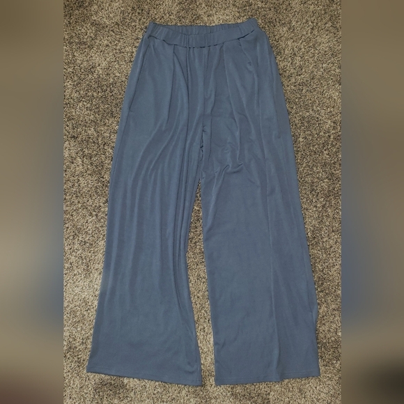 Cider| NWT| High Waist Wide Leg Relaxed Fit Pants with Pockets - Picture 1 of 5